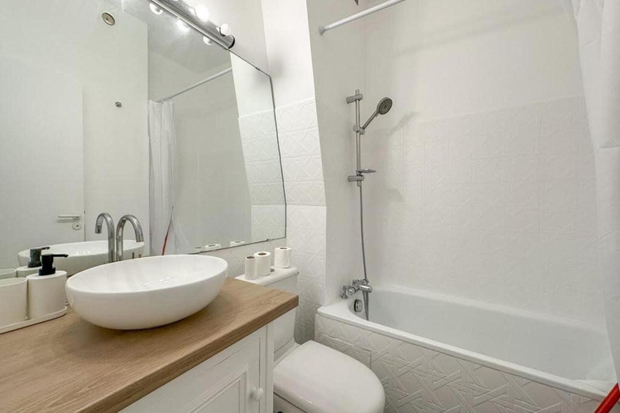 Flexliving - - Linne Parigi