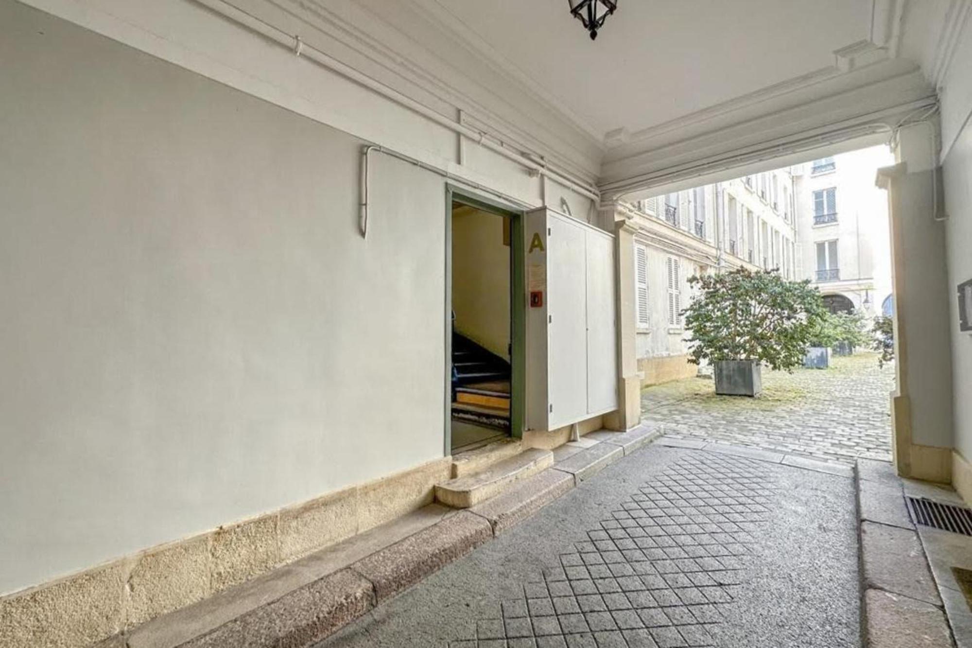 Flexliving - - Linne * Parigi